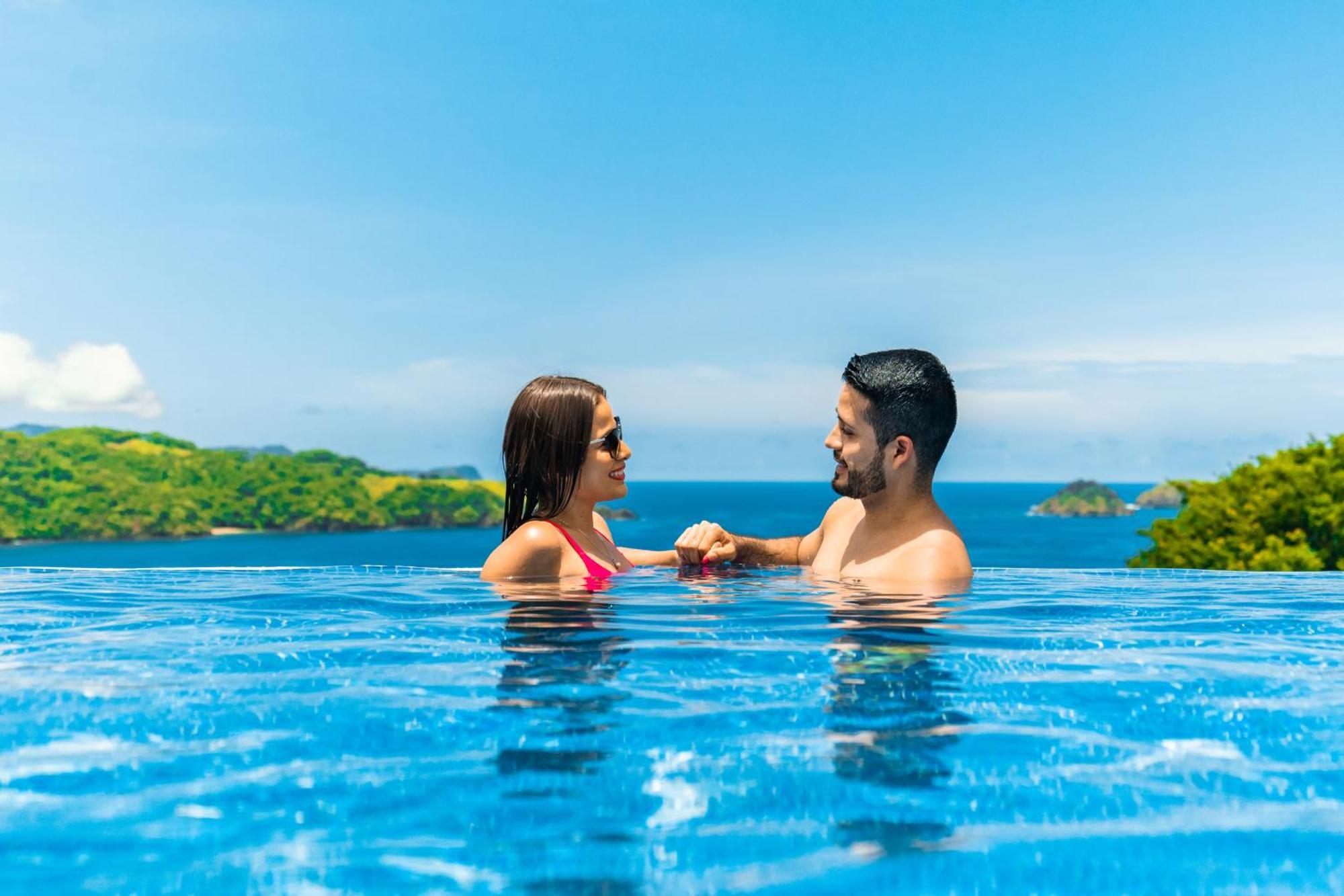 Condovac La Costa All Inclusive 플라야 에르모사 외부 사진