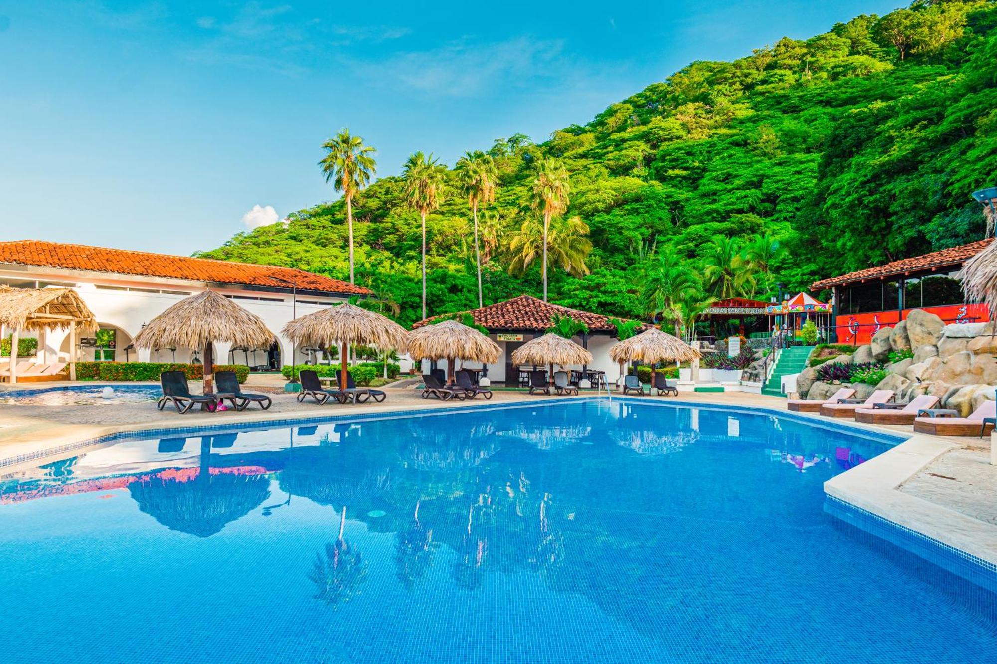 Condovac La Costa All Inclusive 플라야 에르모사 외부 사진