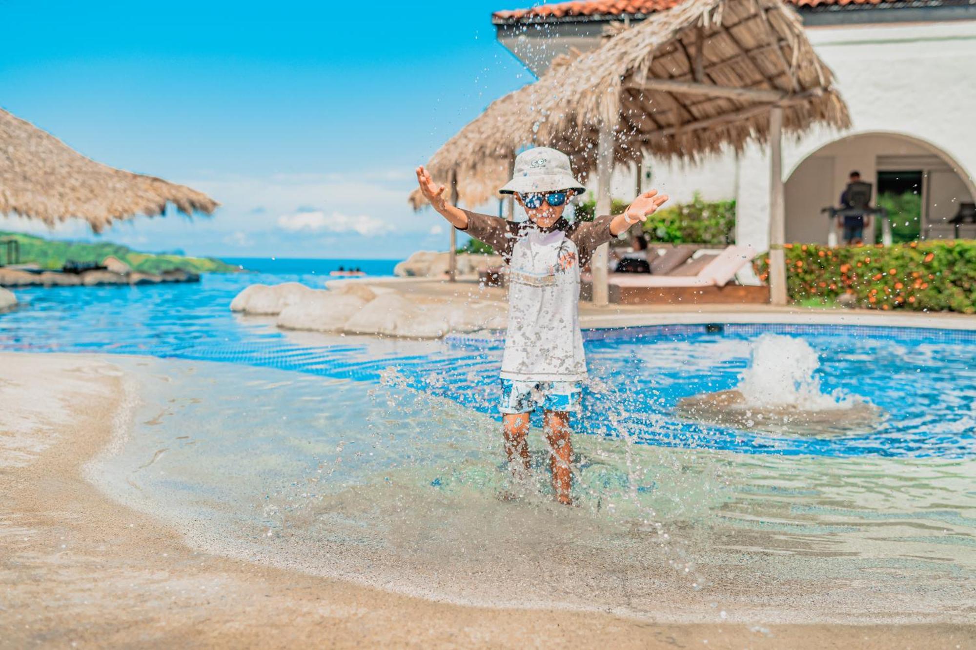Condovac La Costa All Inclusive 플라야 에르모사 외부 사진